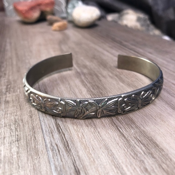 Pewter Embossed Cuff Bracelet - Picture 2 of 9